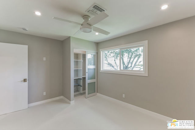 505 E Molino Road, Palm Springs CA: https://media.crmls.org/mediaz/e0c9ecf7-6eba-4d89-8393-efb7c9962adb.jpg