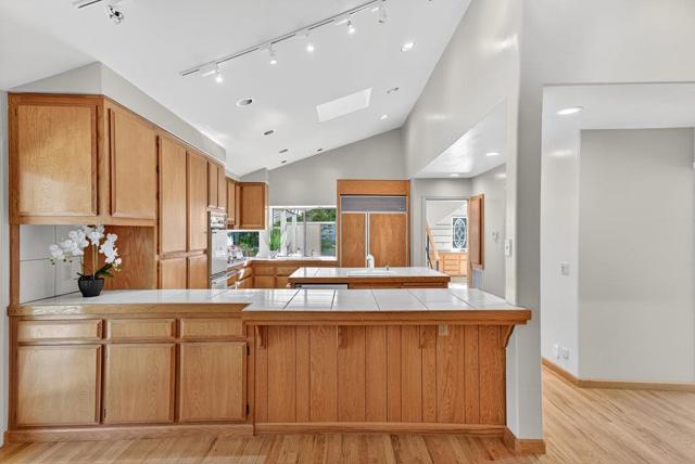 4051 Los Altos Drive, Pebble Beach CA: https://media.crmls.org/mediaz/e0ca98ef-837f-4e92-898f-d0cd080f5f1c.jpg