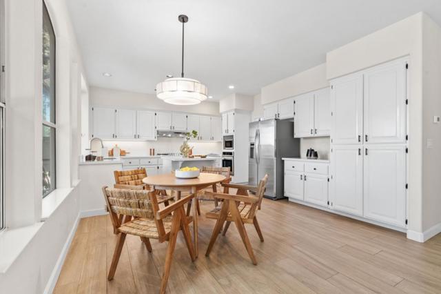 1619 Cleo Springs Court, San Jose CA: https://media.crmls.org/mediaz/e0cbb771-285e-444a-9506-781b2d7005d2.jpg