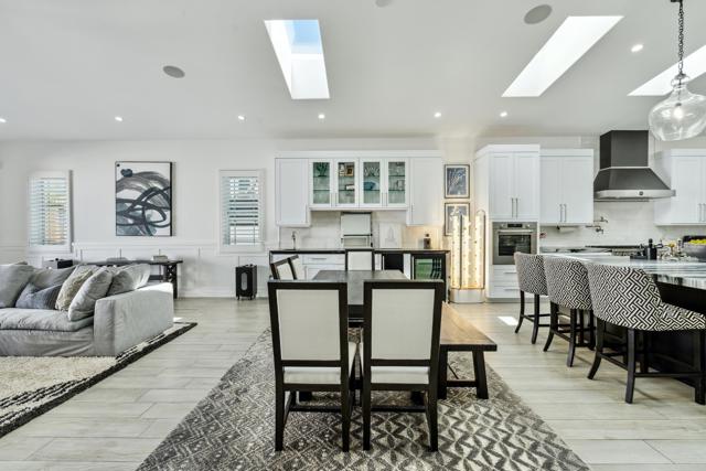 Detail Gallery Image 15 of 46 For 4230 Orchard Ave, San Diego,  CA 92107 - 4 Beds | 4/1 Baths