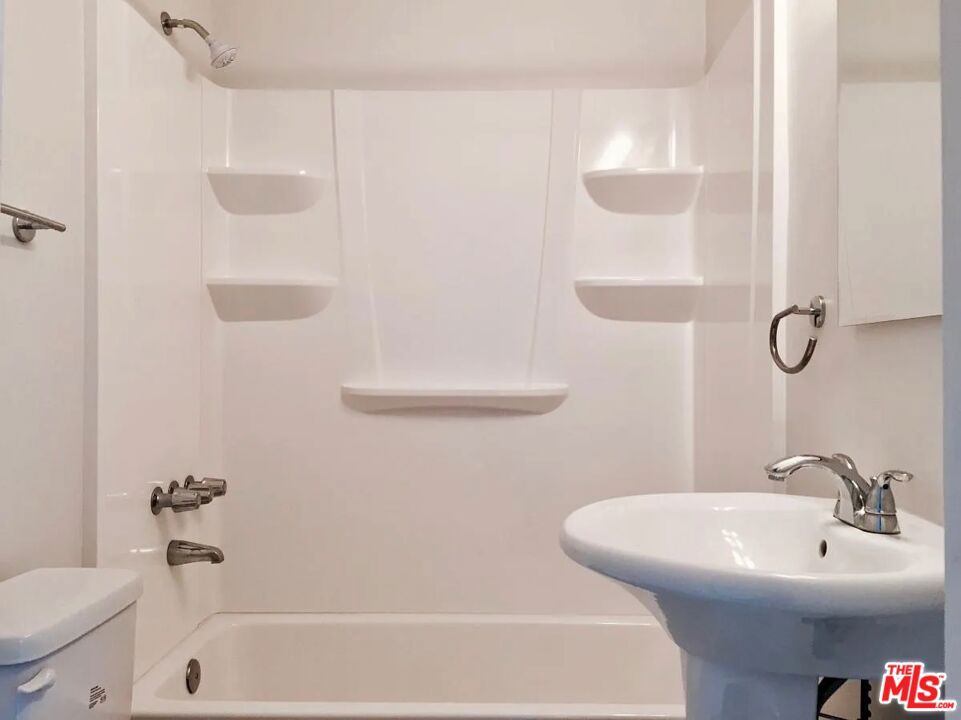 MLS #26852845 image #27