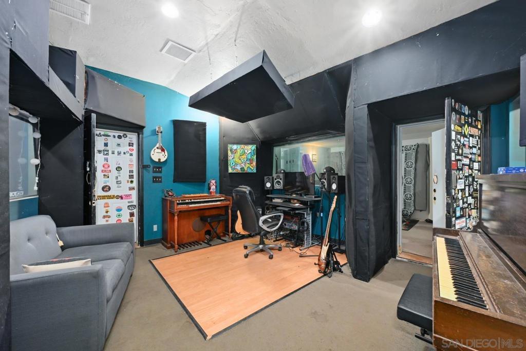 1500 Citrus Ave. - photo 18