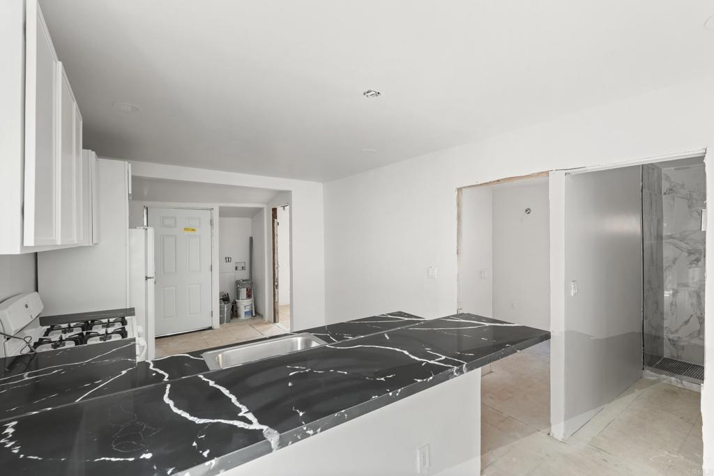 3067 J Street - photo 12