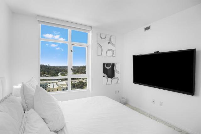 Detail Gallery Image 25 of 36 For 850 Beech St #1901,  San Diego,  CA 92101 - 2 Beds | 2 Baths