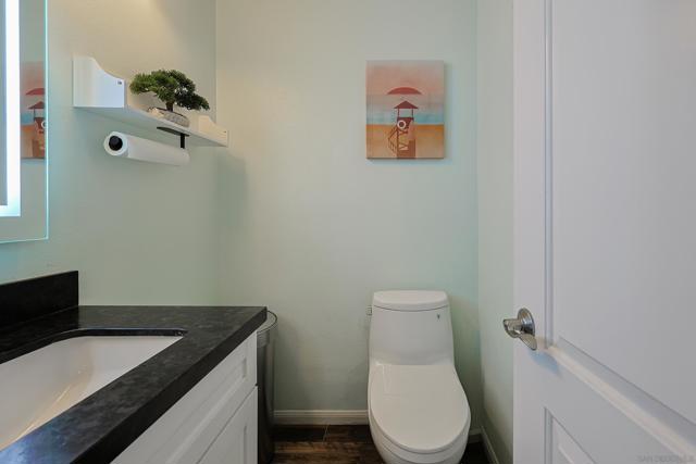 3454 Castle Glen Dr., San Diego CA: https://media.crmls.org/mediaz/e0cfa304-b13b-4254-a9a9-c53dc57d5ccb.jpg