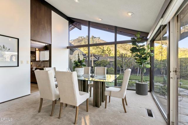 Detail Gallery Image 12 of 67 For 1345 Carnarvon Dr, Pasadena,  CA 91103 - 2 Beds | 2 Baths