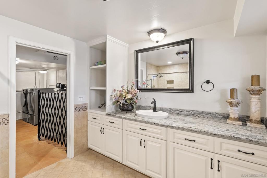 MLS #250043762SD image #37