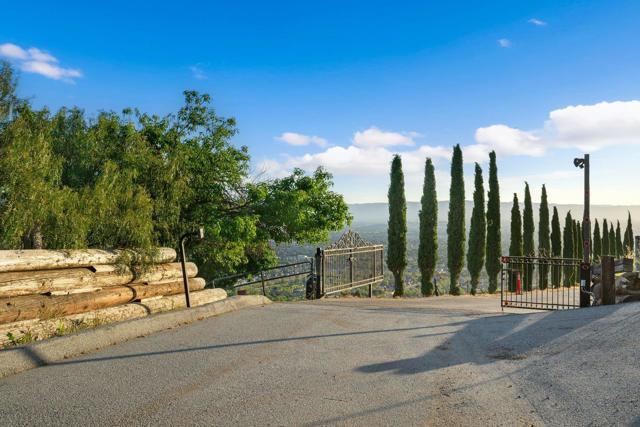 3903 Aborn Road, San Jose CA: https://media.crmls.org/mediaz/e0d0705d-474f-4d80-9d5c-ddfc3314877e.jpg