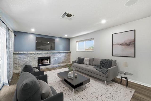 319 Churchill Place, Gilroy CA: https://media.crmls.org/mediaz/e0d3f1fd-dd7c-47d4-954b-a691eaf3546f.jpg