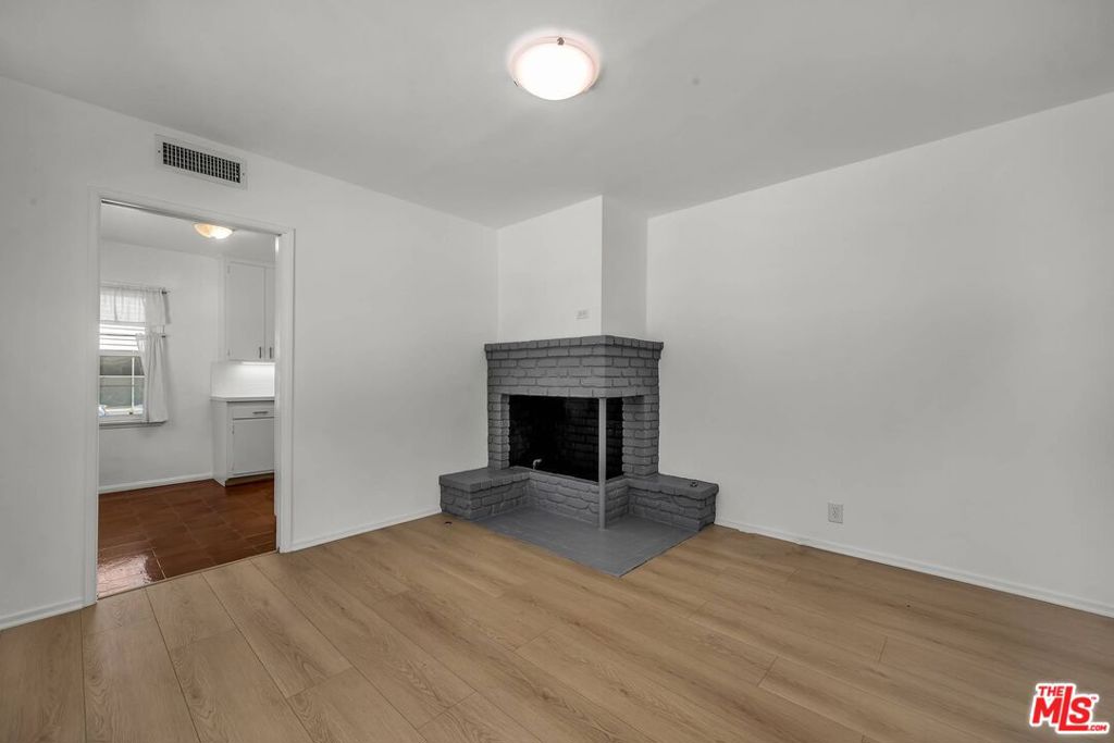 MLS #26864139 image #14