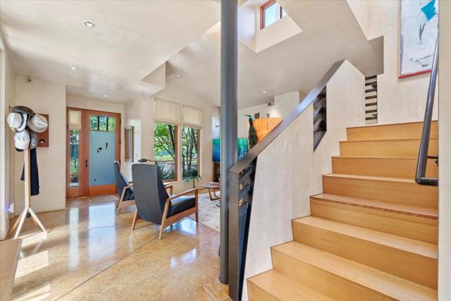 705 University Avenue, Los Altos CA: https://media.crmls.org/mediaz/e0d5bb0c-a2d5-4b2d-bb06-ab6b1a0c5b1c.jpg