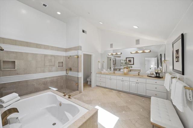 801 Eucalyptus Avenue, Hillsborough CA: https://media.crmls.org/mediaz/e0d670cf-31eb-49d6-8a1a-113c55290ada.jpg