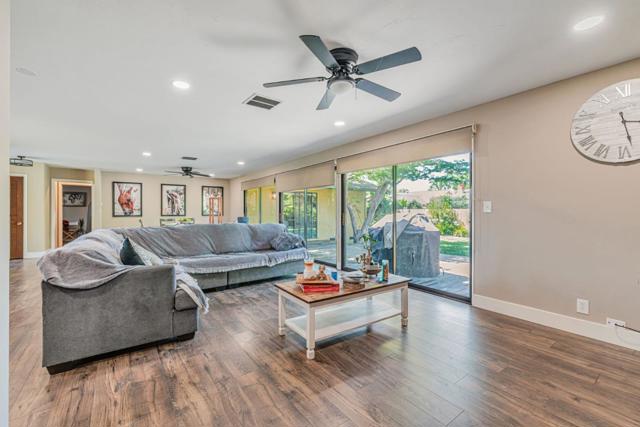 3115 Polk Way, Stockton CA: https://media.crmls.org/mediaz/e0d6e6b2-d558-47e1-b670-3cf8b6639a30.jpg