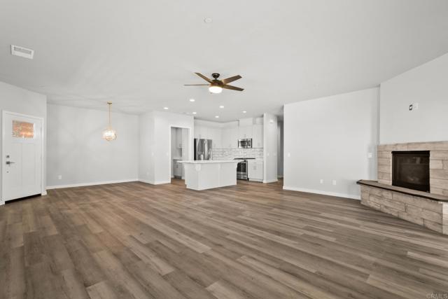 Detail Gallery Image 12 of 34 For 9212 Rickie Rd, Lakeside,  CA 92040 - 4 Beds | 2 Baths