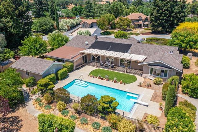 2130 Louis Holstrom Drive, Morgan Hill CA: https://media.crmls.org/mediaz/e0d7996c-255f-4213-960b-cfad469c23a8.jpg