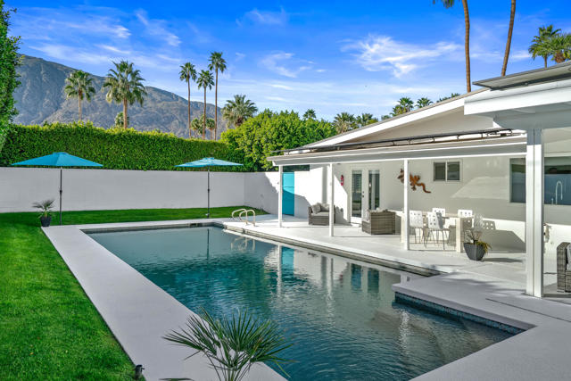 1175 E San Lucas Road, Palm Springs CA: https://media.crmls.org/mediaz/e0d7b995-5769-42ba-adb2-d4b9ad4bc2b3.jpg