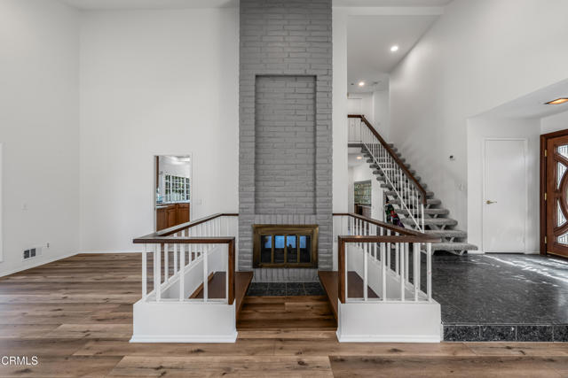 Detail Gallery Image 10 of 50 For 327 Bethany St, Thousand Oaks,  CA 91360 - 4 Beds | 2/1 Baths