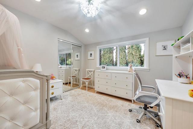 Image 34 of 47 For 1005 Lupine Drive