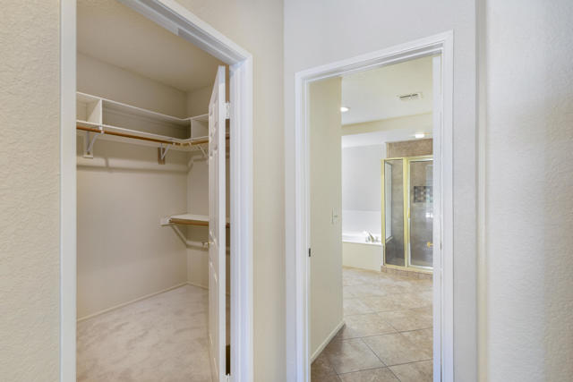 48509 ViA Encanto, La Quinta CA: https://media.crmls.org/mediaz/e0da8778-c6ee-474c-84ee-f5f6a961ce80.jpg