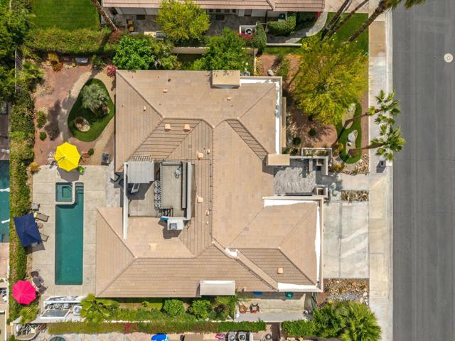 73112 Bel Air, Palm Desert CA: https://media.crmls.org/mediaz/e0daac7c-14a1-4d94-95fd-7e0f94dec3fc.jpg