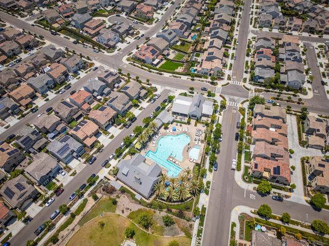 1257 Calle Datura, Chula Vista CA: https://media.crmls.org/mediaz/e0dc40dd-ac57-48ca-8d06-362a097a6675.jpg