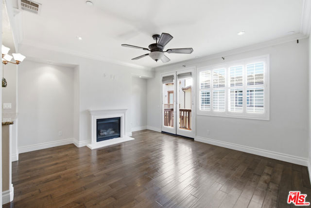 732 Tennis Club Lane photo 19