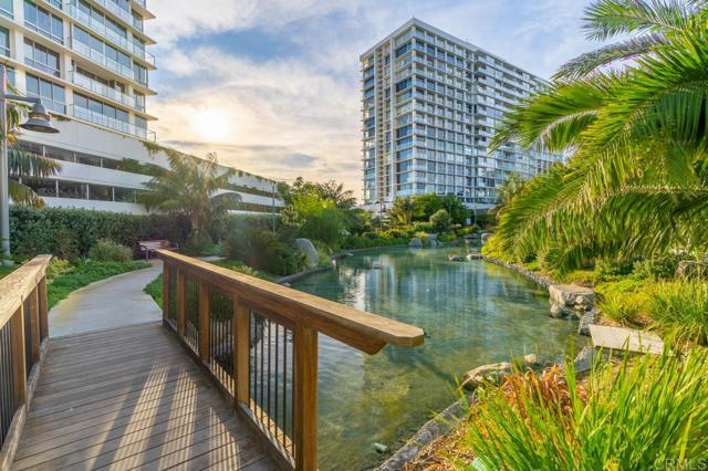 Detail Gallery Image 8 of 74 For 1820 Avenida Del Mundo #1507,  Coronado,  CA 92118 - 3 Beds | 2 Baths
