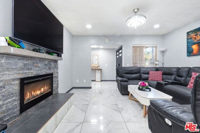 18720 Chase Street photo 4
