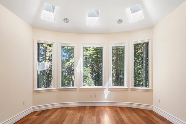 1 Reids Roost Road, Woodside CA: https://media.crmls.org/mediaz/e0df87a6-aad1-492d-8f17-9721310e6862.jpg