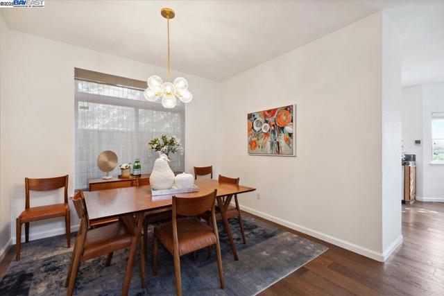 231 Stetson Dr, Danville CA: https://media.crmls.org/mediaz/e0e07ce7-0dfd-4315-a71a-2ac20d4be249.jpg