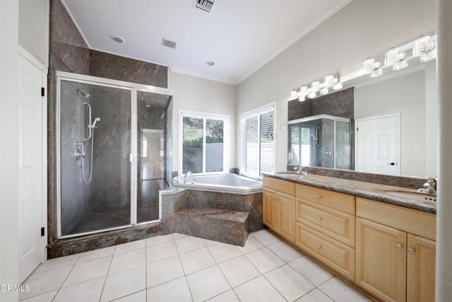 Detail Gallery Image 8 of 39 For 251 S Skyline Dr, Thousand Oaks,  CA 91361 - 4 Beds | 2/1 Baths