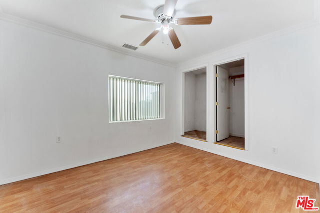9256 6th Avenue, Hesperia CA: https://media.crmls.org/mediaz/e0e1f39e-dc51-4310-bef0-d38b87340006.jpg