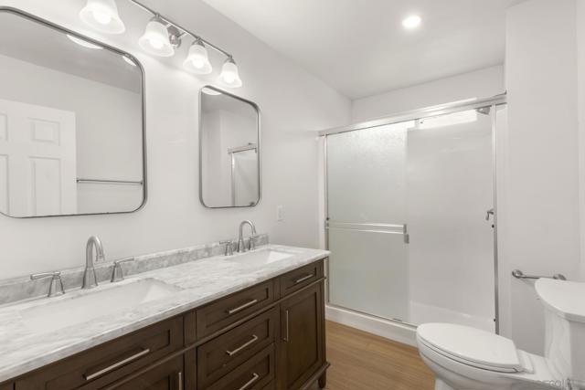4233 Pepper Dr, San Diego CA: https://media.crmls.org/mediaz/e0e231e8-3380-46ad-b290-07193ba46145.jpg