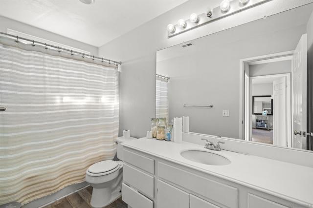 5954 Vista Santa Catarina, San Diego CA: https://media.crmls.org/mediaz/e0e23937-f315-4cef-9777-99cdcbba4444.jpg