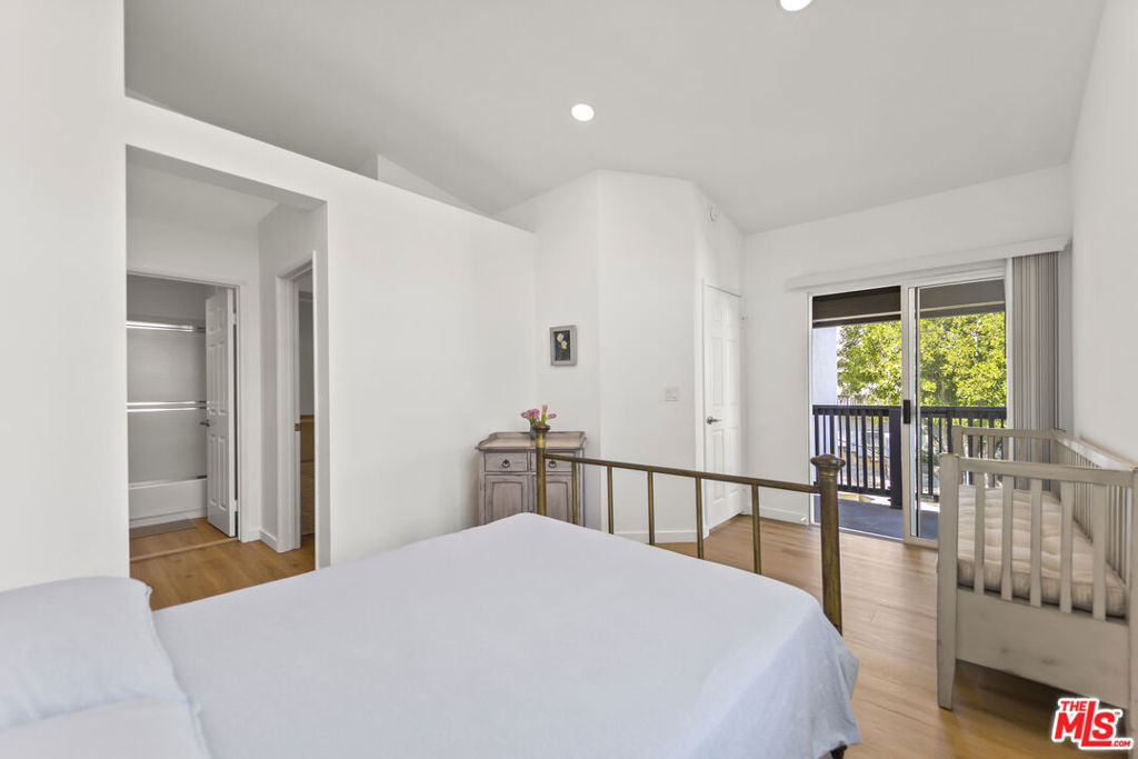 MLS #25494405 image #15