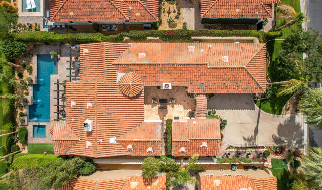 56708 Palms Drive, La Quinta CA: https://media.crmls.org/mediaz/e0e3b6f2-b563-4f23-8fca-acba3eaa4a83.jpg