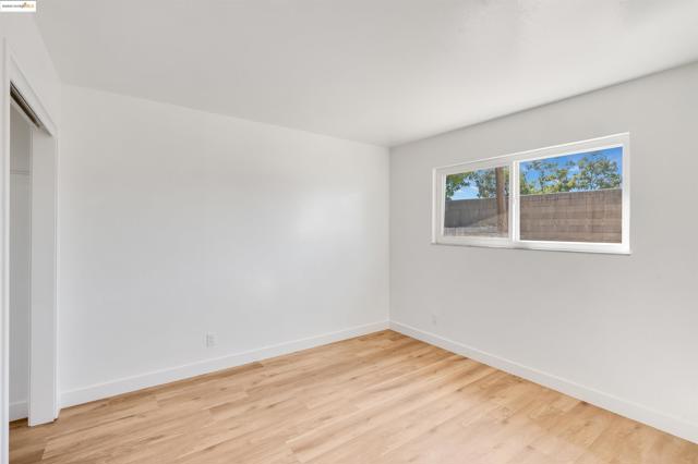 1908 New Jersey St, Fairfield CA: https://media.crmls.org/mediaz/e0e48d9a-5f18-4a8a-83f0-210556228d60.jpg