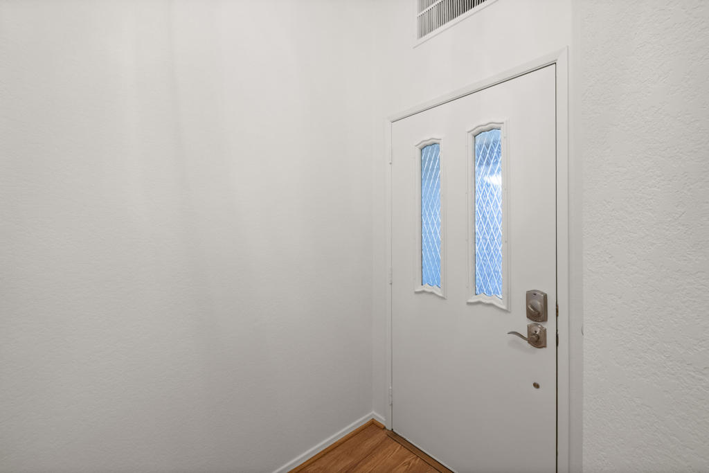 MLS #219138816DA image #4