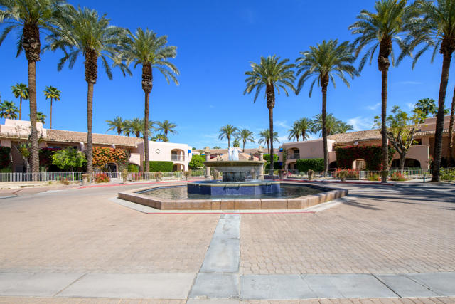 500 E Amado Road, Palm Springs CA: https://media.crmls.org/mediaz/e0e60dfe-cf2d-45f1-995c-adef0165cd73.jpg