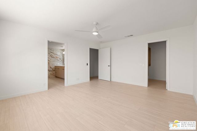 6 Joya Drive, Palm Desert CA: https://media.crmls.org/mediaz/e0e65374-019b-4b54-9956-fc729621bfd2.jpg