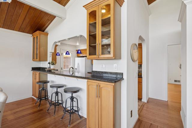 2140 Pullman Ave, Belmont CA: https://media.crmls.org/mediaz/e0e70319-5ddb-4723-8110-e29a3aef5667.jpg