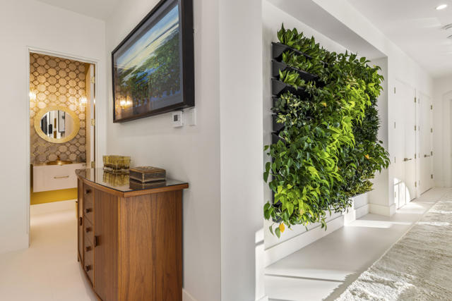 80980 Vista Galope, La Quinta CA: https://media.crmls.org/mediaz/e0e79f62-885c-4c6c-8654-b31063a437e3.jpg