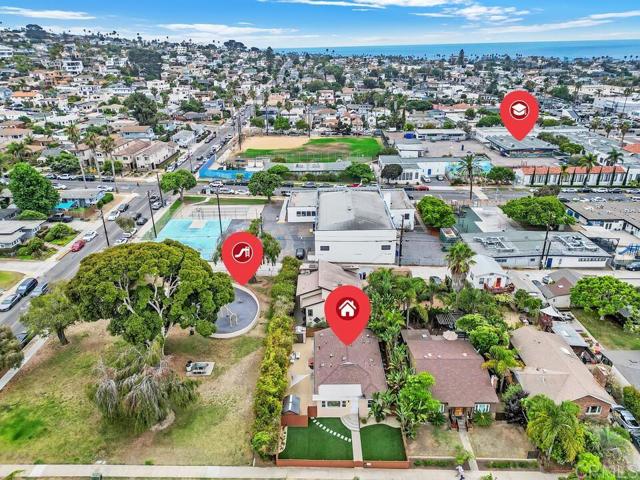 4725 Saratoga Avenue, San Diego CA: https://media.crmls.org/mediaz/e0e898e9-58cf-49db-8282-cc9a4585507c.jpg