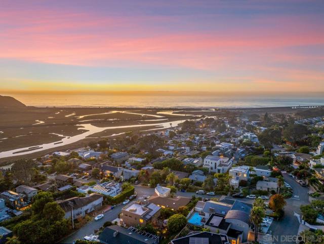 2506 Via Merano, Del Mar CA: https://media.crmls.org/mediaz/e0e9c548-e17b-480c-ba61-926df46fffc8.jpg