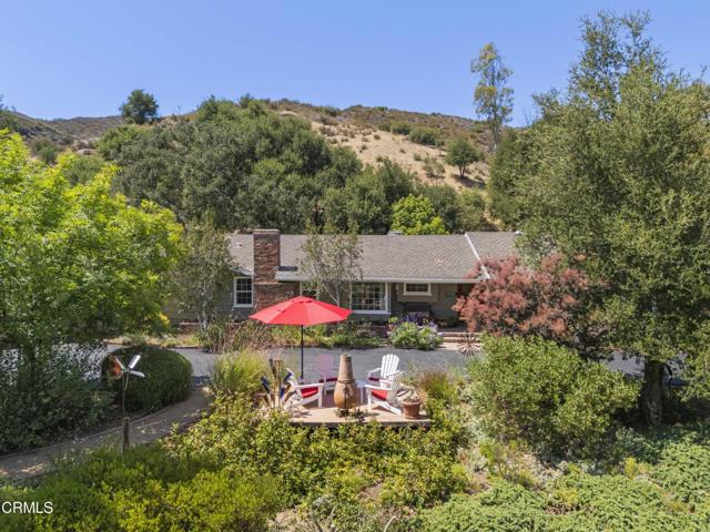 2547 Stokes Canyon Road, Calabasas CA: https://media.crmls.org/mediaz/e0e9ecb7-d784-40c4-9fd8-264c435d73a5.jpg