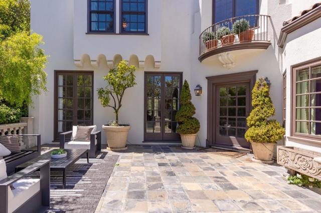 2181 Parkside Avenue, Hillsborough CA: https://media.crmls.org/mediaz/e0e9f6db-dfad-40f2-9218-12cb4ac49778.jpg
