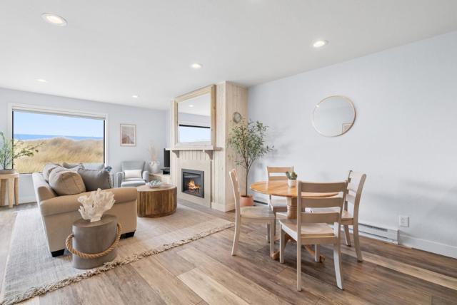 101 Shell Drive, Watsonville CA: https://media.crmls.org/mediaz/e0ea14ea-6c02-41f7-92ff-e004049c6516.jpg