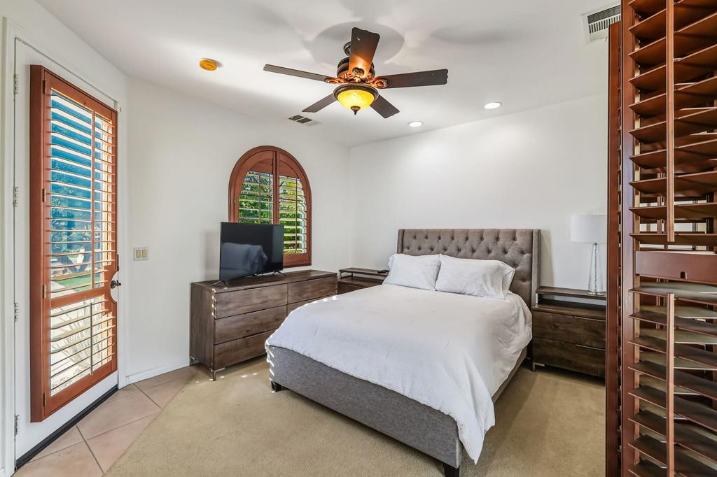 MLS #219138594DA image #12