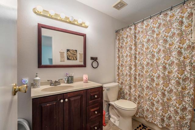 342 Benet Court, Bethel Island CA: https://media.crmls.org/mediaz/e0eb6621-a998-4240-b96d-22acabfaa097.jpg