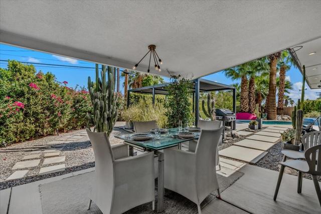 2726 N Cardillo Avenue, Palm Springs, CA 92262